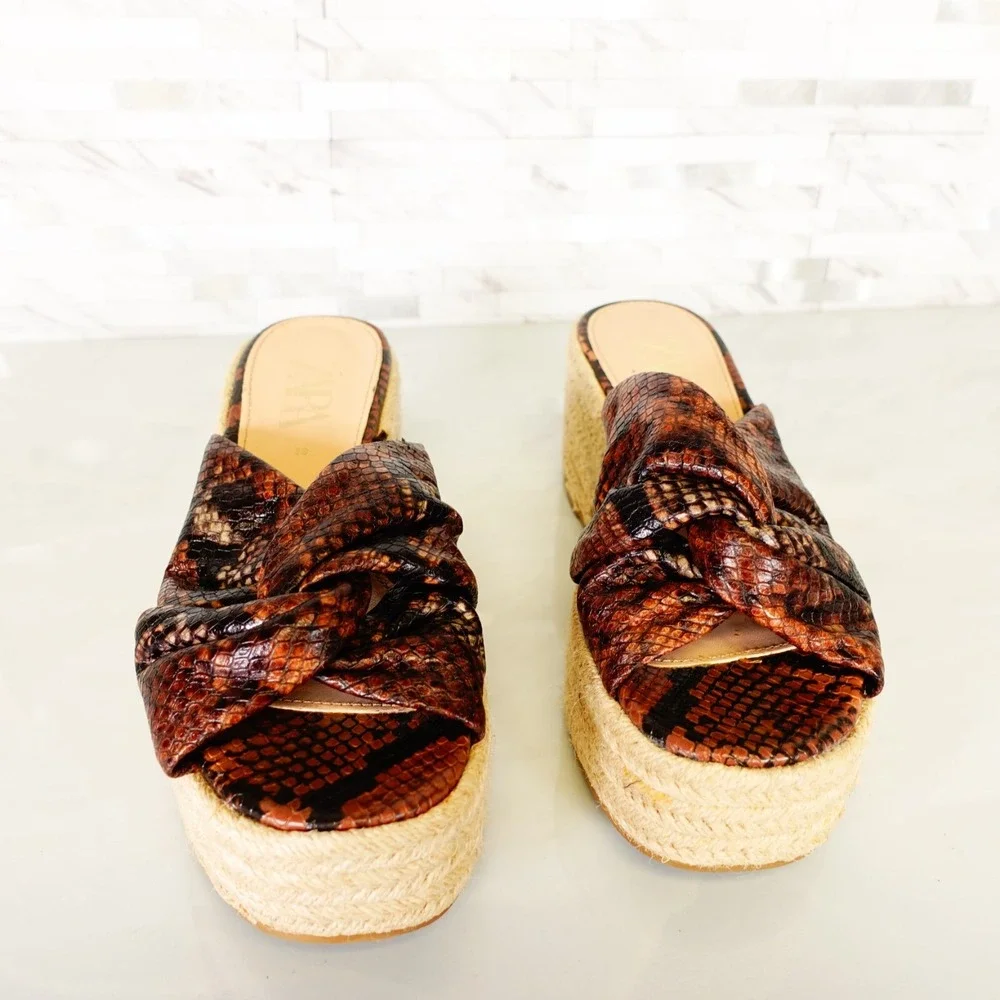 Zara Shoes Women Leather 38 Slip On Wedge Snakeskin Platform Espadrilles 7